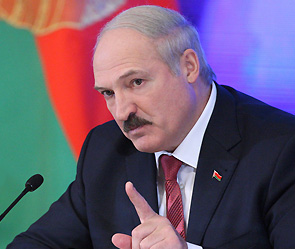Лукашенко готовится к "арабской весне", которая может наступить после парламентских выборов