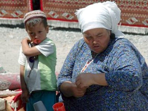 В Туркменистане для записи в детсады понадобились анкеты дедов и прадедов