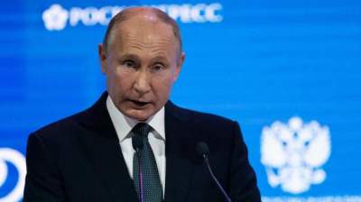 Оговорка по Фрейду: Путин насмешил рассуждениями о проституции 