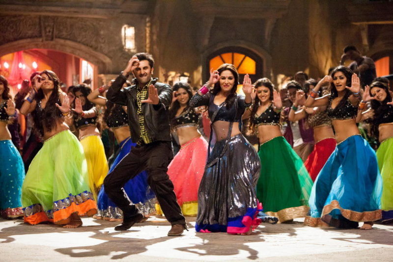 Тысяча танцующих индийцев испортила отдыхающим круиз