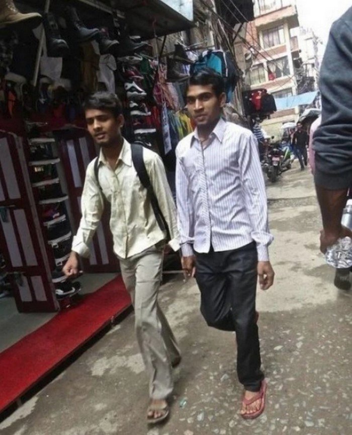 Почему непальские мужчины ходят за ручку