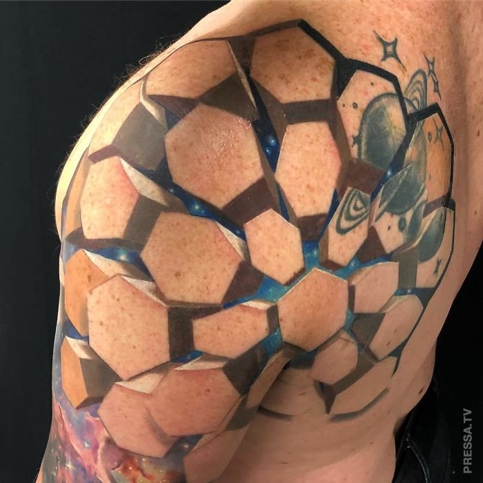 Фото: Художник создает невероятные 3D-татуировки для мужчин (Фото)