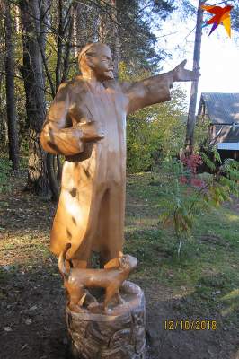 В Беларуси поставили курьезный памятник Ленину