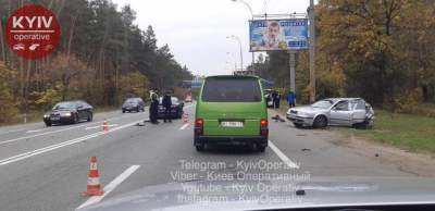 Под Киевом произошло ДТП с участием Tesla
