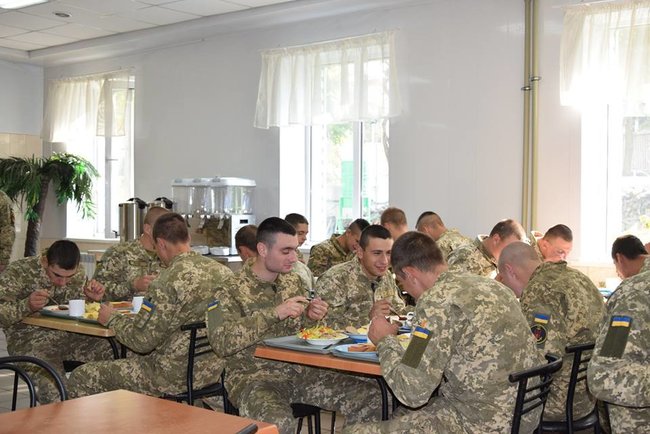 Десять частей ВМС ВС Украины уже перешли на новую систему питания 08