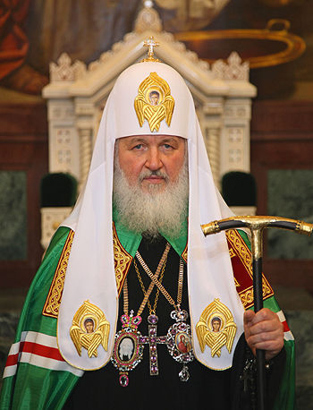 Патриарх Кирилл призвал женщин не быть мужиками