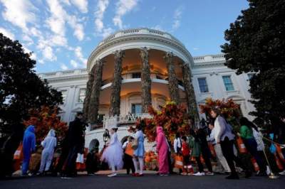 Празднование Хэллоуина в резиденции президента США. Фото