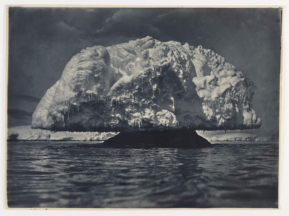 В сети появились редкие кадры первой австралийской антарктической экспедиции. Фото