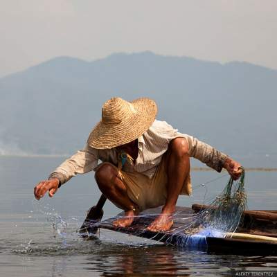 Фотограф показал, как живется людям в Мьянме. Фото