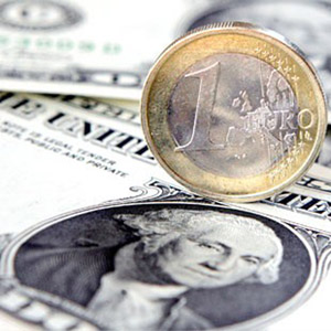 Доллар резко дорожает по отношению к евро