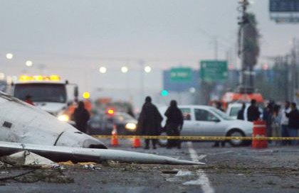На улицу Сиэтла рухнул кусок самолета