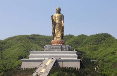 Так выглядят самые высокие в мире статуи. Фото