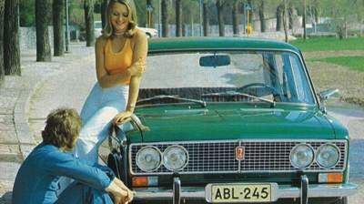 Необычная реклама автомобилей времен СССР. Фото