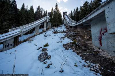Как выглядят заброшенные олимпийские объекты в Боснии и Герцеговине. Фото  