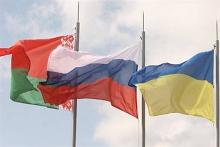 В Украине будут собирать подписи за объединение с Россией и Беларусью