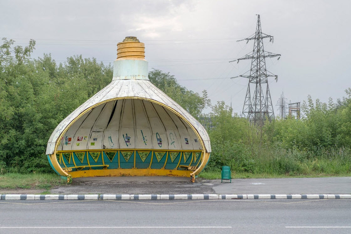 Эпичные автобусные остановки времен СССР. ФОТО