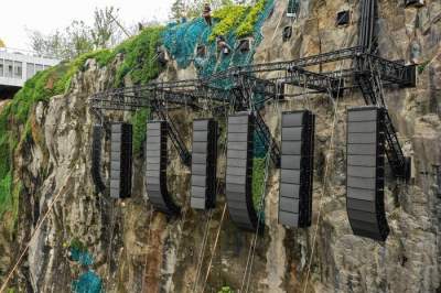 Необычный интерьер подземного отеля в Китае. Фото