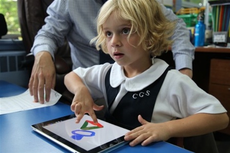 В Украине 500 школ получат планшеты