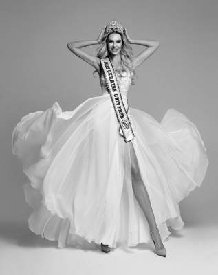 «Мисс Украина Вселенная 2018» показала национальный наряд для конкурса. Фото
