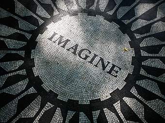 На британских похоронах запретили "Imagine" Джона Леннона