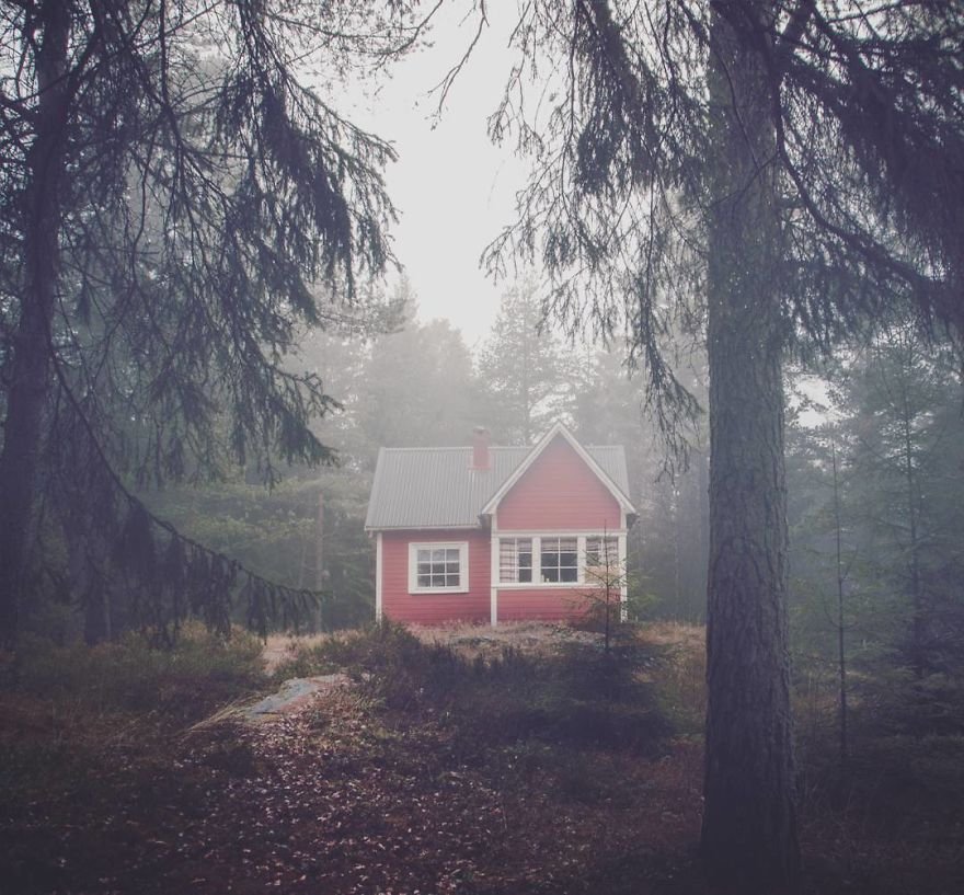Заброшенные дома Скандинавии на снимках Бритт-Мари Бай