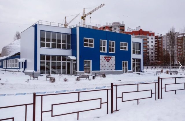 В школе на Киевщине из-за снега обвалилась крыша (фото)