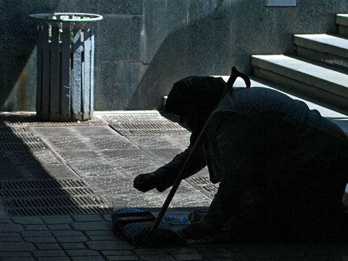 Эксперт ООН утверждает, что в Украине более 40% бедных людей
