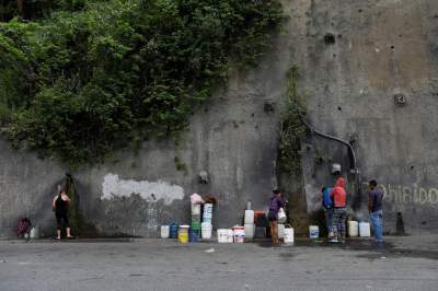 Нелегкая жизнь людей в Венесуэле. Фото