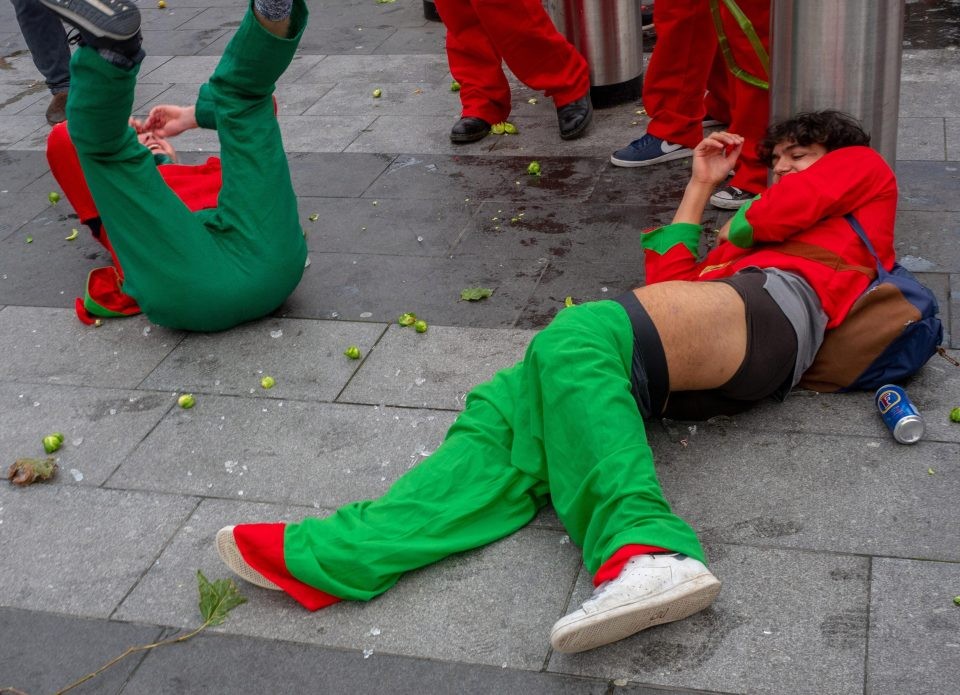 Santacon London 2018: грандиозная попойка Санта-Клаусов в Лондоне