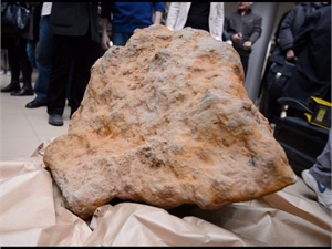В Польше обнаружили уникальный огромнейший метеорит