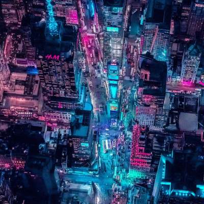 Фотограф показал Нью-Йорк в неоновых огнях. Фото