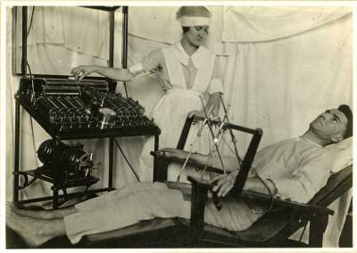 Жуткие медицинские приборы, используемые в прошлом. Фото