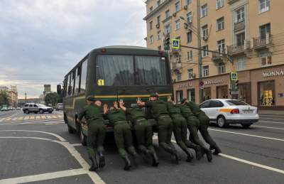 Reuters показало самые впечатляющие снимки года. Фото