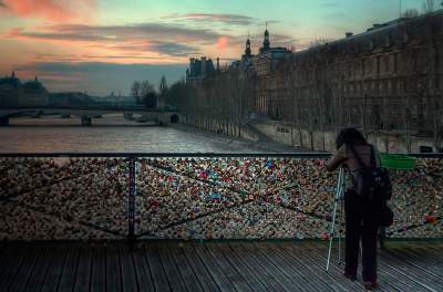 Виртуальная прогулка по парижскому Мосту Искусств. Фото 