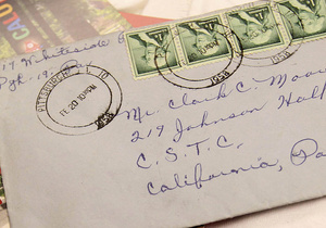 Почтовая открытка шла в Британию 49 лет