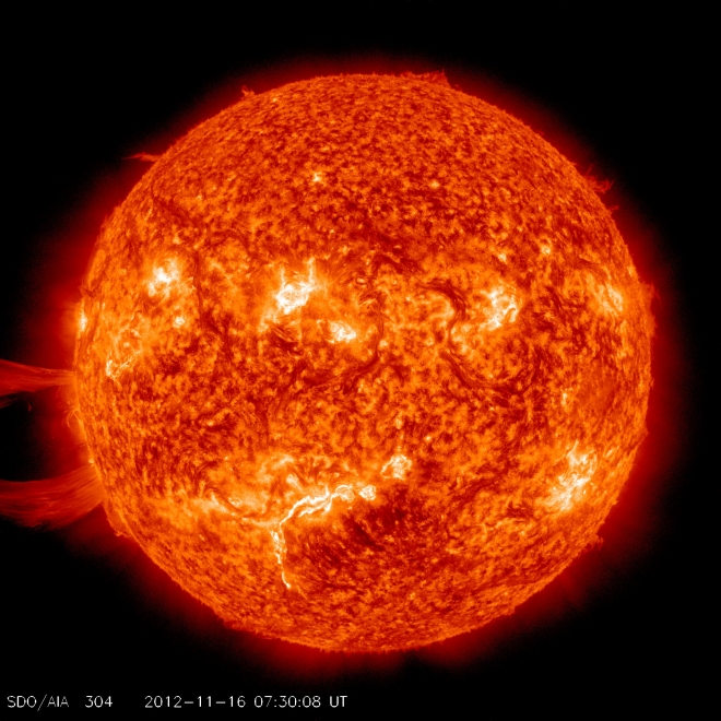 Эксперты: из-за гиганского взрыва на Солнце северное сияние смогут наблюдать в Америке и Европе