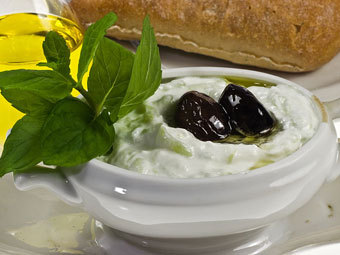 Греческий соус возглавил список блюд с непроизносимыми названиями