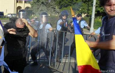 Антиправительственные протесты, сотрясавшие мир в уходящем году. Фото 