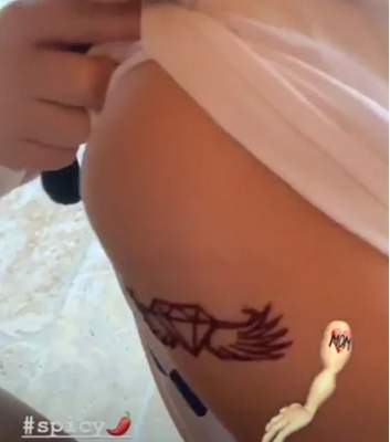 Виктория Бекхэм с дочерью сделали парные татуировки