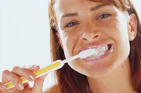 Стоматологи назвали 9 факторов риска потери зубов
