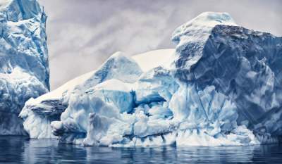 Ледники Антарктиды в реалистичных пейзажах. Фото