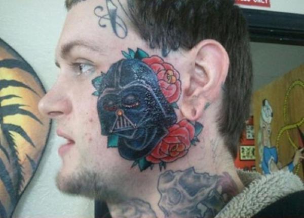 Нелепые татуировки, о которых хочется поскорее забыть (ФОТО)