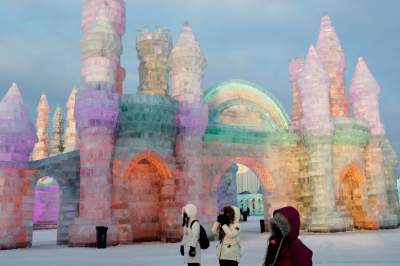 Так проходит самый масштабный в мире фестиваль льда и снега. Фото