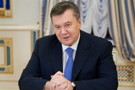 Янукович обещает постепенно и гармонично слиться с ТС 