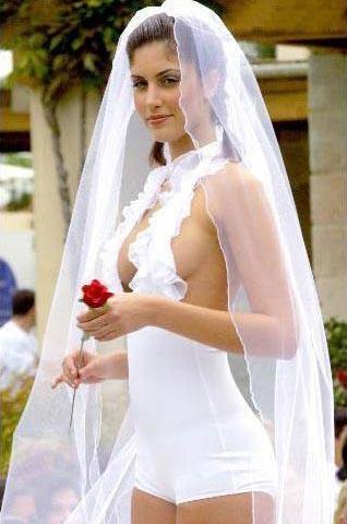 Странные свадебные наряды, которые вас развеселят (ФОТО)