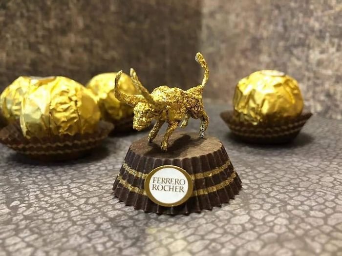 Невероятные скульптуры из упаковки Ferrero Rocher