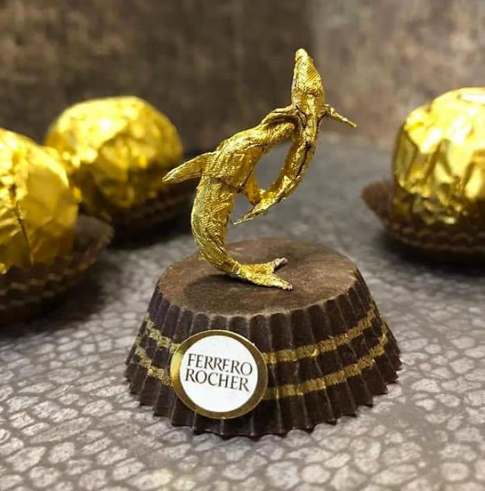 Невероятные скульптуры из упаковки Ferrero Rocher