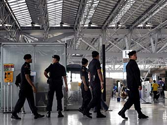Тайская полиция выманила скрывавшихся преступников "письмами счастья"