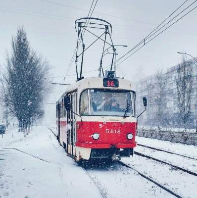 Зимняя сказка: впечатляющие фото заснеженного Киева