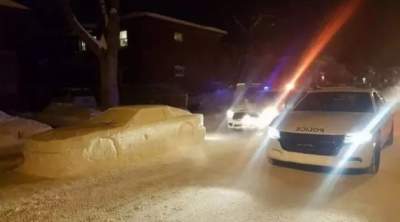 Канадец слепил снежный автомобиль, но попал в руки полиции